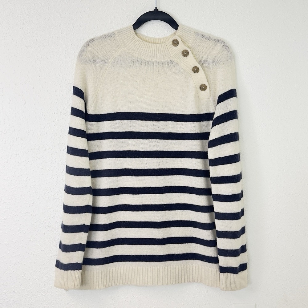 LL Bean Signature White Sailcloth Striped Wool Blend Kingfield Beachy Sweater M